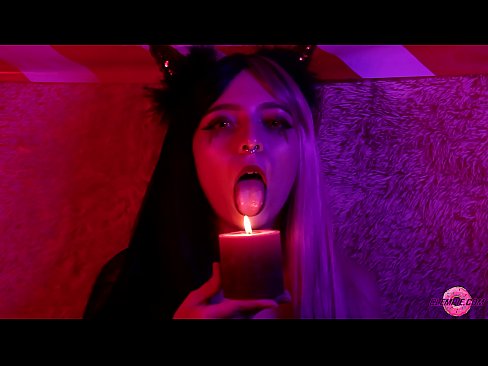 ❤️ Strastno fafanje seksi sukuba z izpolnjenimi usti ❤️❌ Sex video pri nas ❌