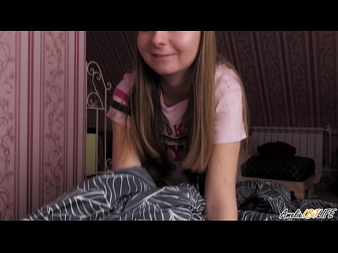 ❤️ Blondinka globoko sesa svojega prijatelja in dobi spermo v usta ❤️❌ Sex video pri nas ❌